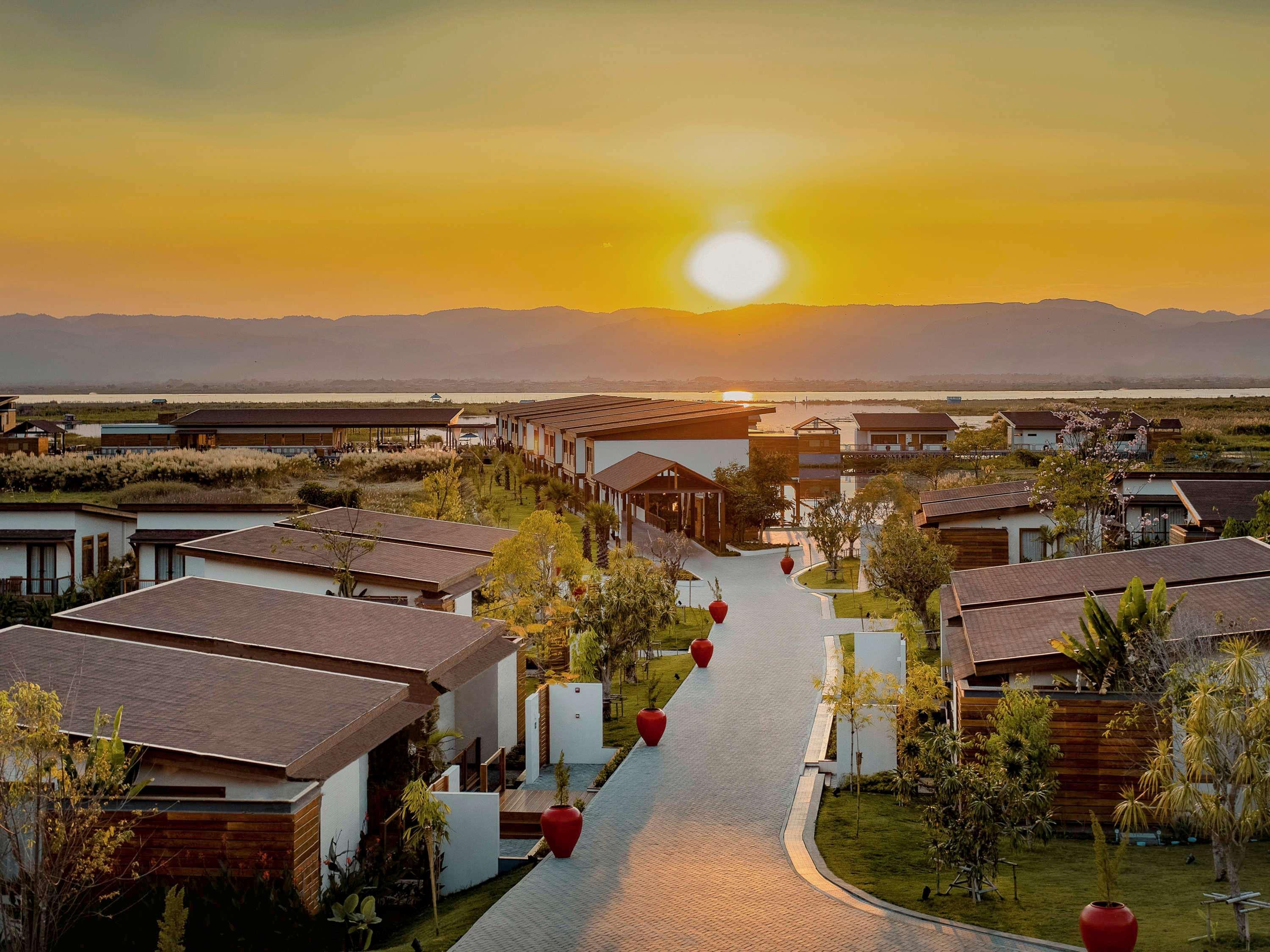 โซฟีเทล อินเล เลก เมียตมิน Hotel ยวามา ภายนอก รูปภาพ